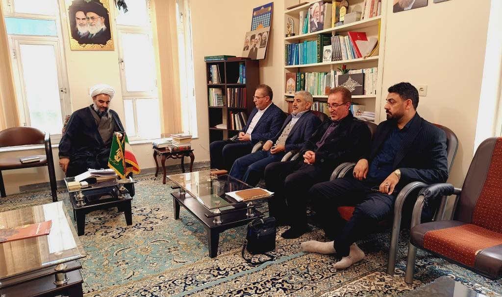 دیدار مدیر منابع انسانی وزارت بهداشت و رئیس دانشگاه علوم پزشکی اردبیل با امام جمعه پارس‌آباد