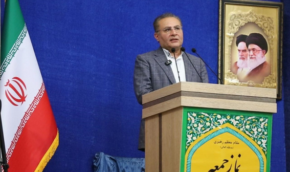 سخنرانی پیش از خطبه‌های نماز جمعه اردبیل توسط رئیس دانشگاه علوم پزشکی اردبیل