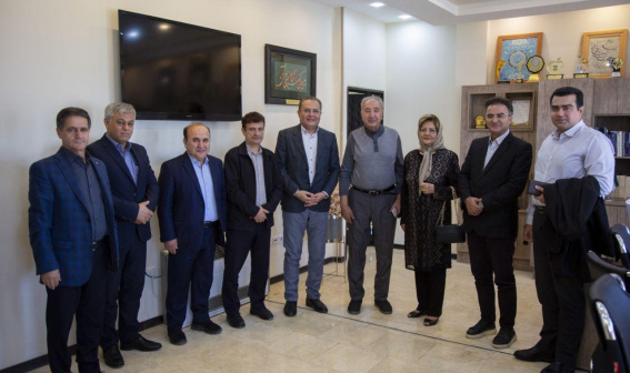 دیدار صمیمی دکتر مرتضی وهاب‌زاده، پزشک نامدار اردبیلی و رئیس دانشگاه علوم پزشکی اردبیل
