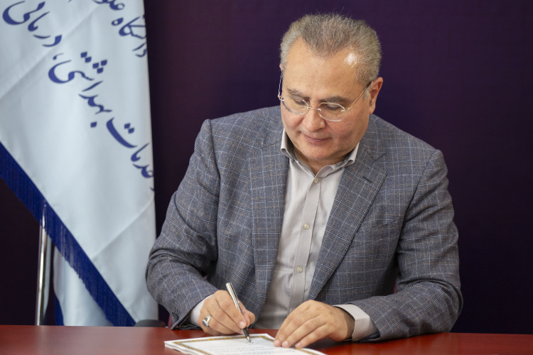 پیام تبریک رئیس دانشگاه علوم پزشکی اردبیل بمناسبت روز بهورز